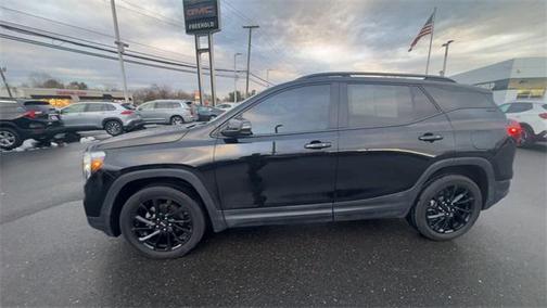 2023 GMC Terrain SLE