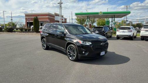Mosaic Black Metallic 2021 Chevrolet Traverse RS