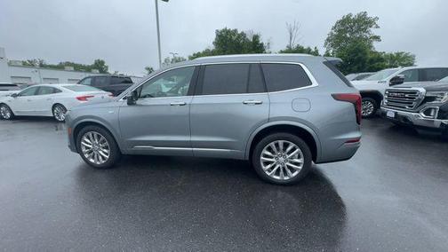 Argent Silver Metallic 2023 Cadillac XT6 Premium Luxury AWD