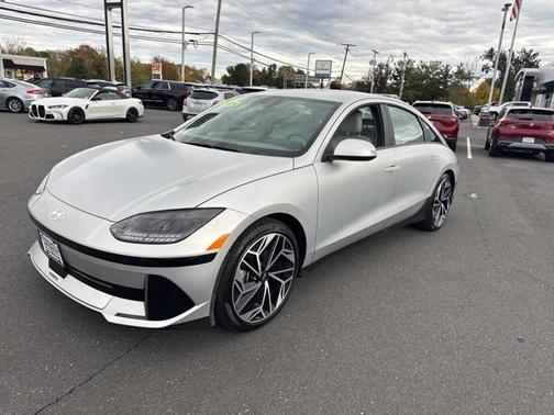 2024 Hyundai IONIQ 6 SEL
