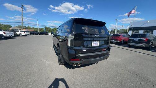 Black 2025 Chevrolet Suburban RST