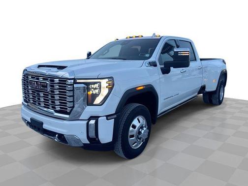 2025 GMC Sierra 3500 Denali