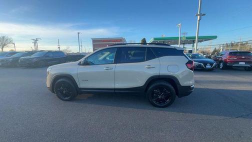 Desert Sand Metallic 2022 GMC Terrain AWD AT4
