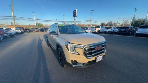 Desert Sand Metallic 2022 GMC Terrain AWD AT4
