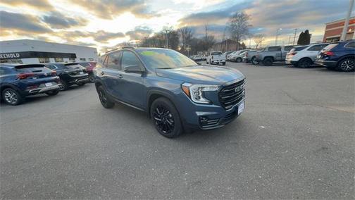 2024 GMC Terrain SLT