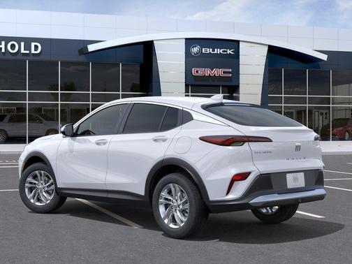Summit White 2026 Buick Envista Preferred FWD
