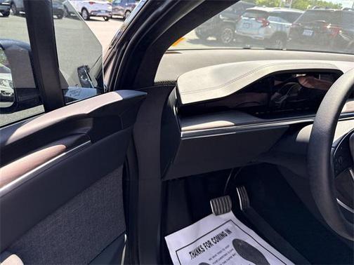 2024 Tesla Model X Long Range