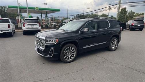 2022 GMC Acadia Denali