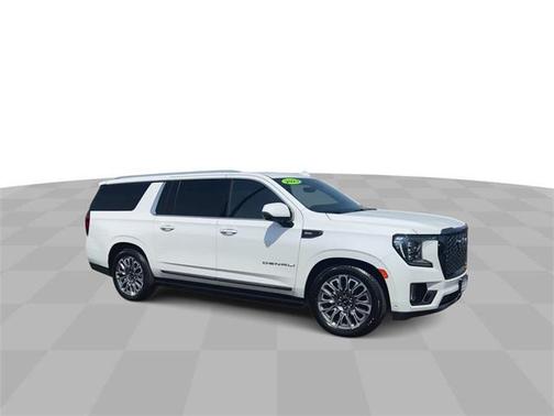 2023 GMC Yukon XL Denali Ultimate