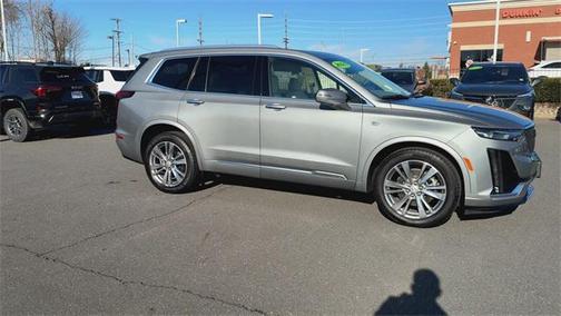 2023 Cadillac XT6 Premium Luxury AWD