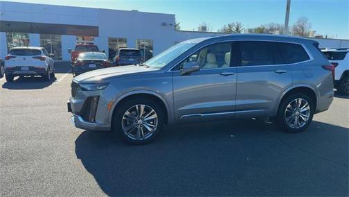 2023 Cadillac XT6 Premium Luxury AWD