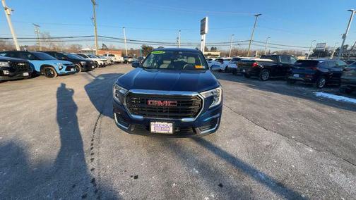 2022 GMC Terrain SLE