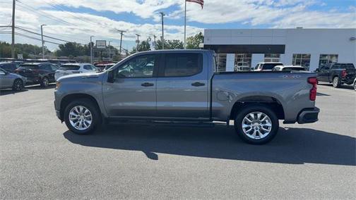 2022 Chevrolet Silverado 1500 Custom