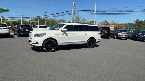 PRISTINE WHITE METALLIC 3C 2023 Lincoln Navigator Reserve