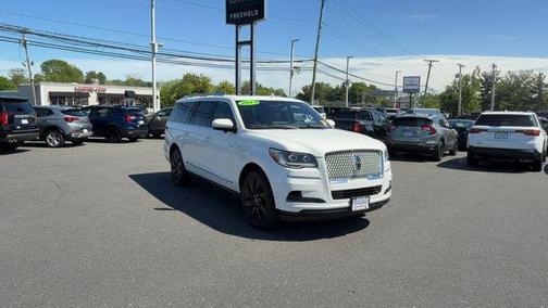 PRISTINE WHITE METALLIC 3C 2023 Lincoln Navigator Reserve