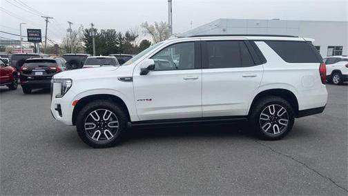 2023 GMC Yukon 4WD AT4