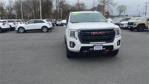 2023 GMC Yukon 4WD AT4
