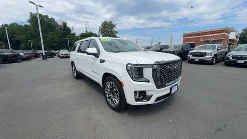 White Frost Tricoat 2024 GMC Yukon XL Denali Ultimate