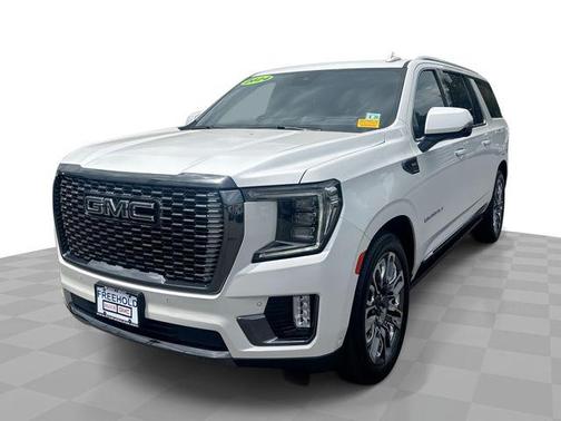 White Frost Tricoat 2024 GMC Yukon XL Denali Ultimate