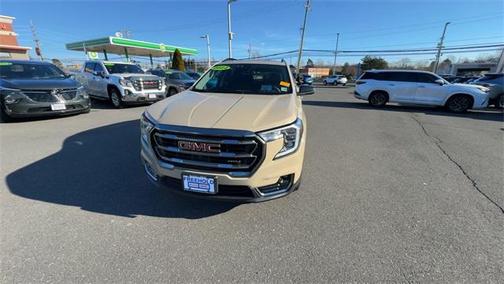 2022 GMC Terrain AWD AT4