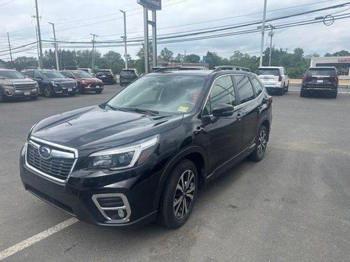 Crystal Black Silica 2021 Subaru Forester Limited