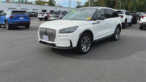 2023 Lincoln Corsair Standard