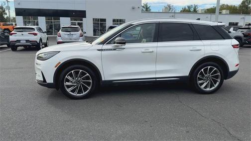 2023 Lincoln Corsair Standard