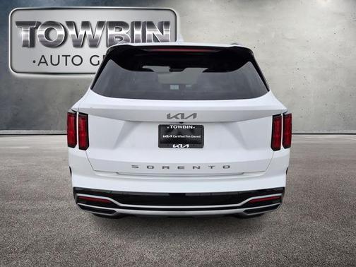 2022 Kia Sorento SX