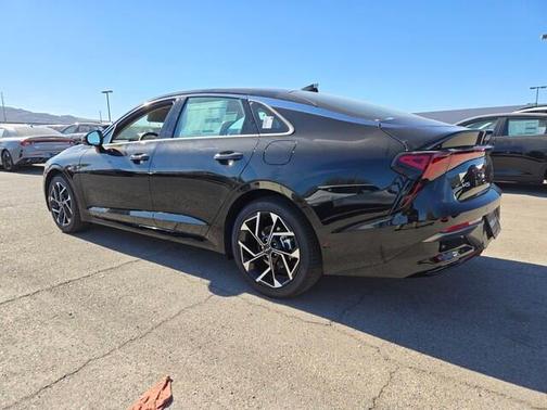 2025 Kia K5 EX
