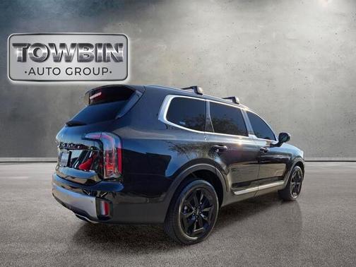 Black 2024 Kia Telluride EX
