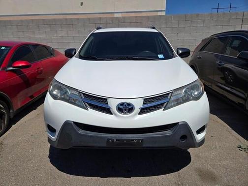 White 2015 Toyota RAV4 LE