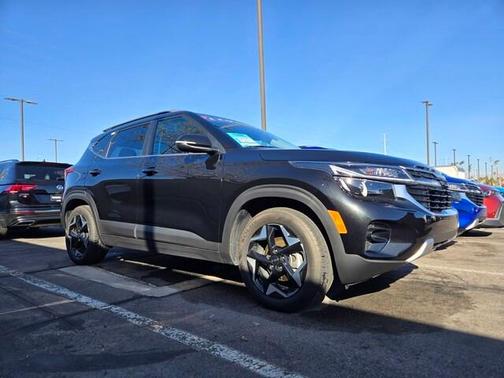 2025 Kia Seltos EX