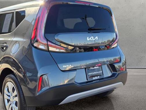 Gray 2024 Kia Soul LX