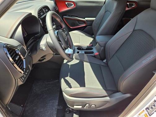 2025 Kia Soul GT-Line 2.0L