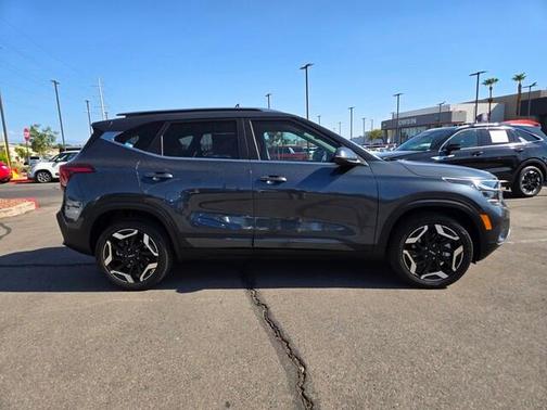 2024 Kia Seltos SX