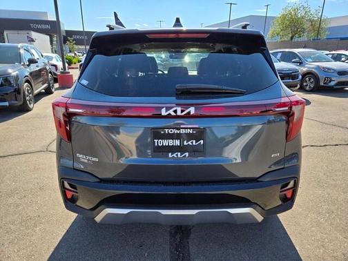 2024 Kia Seltos SX