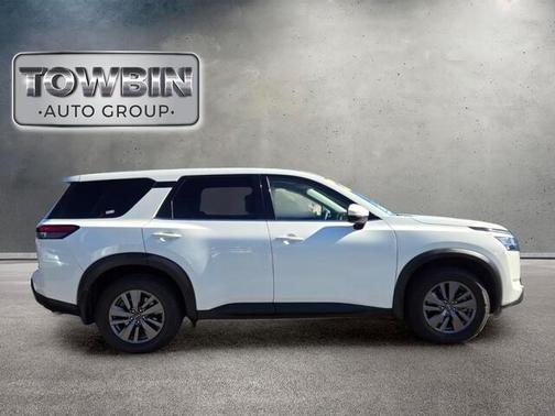 Glacier White 2022 Nissan Pathfinder S