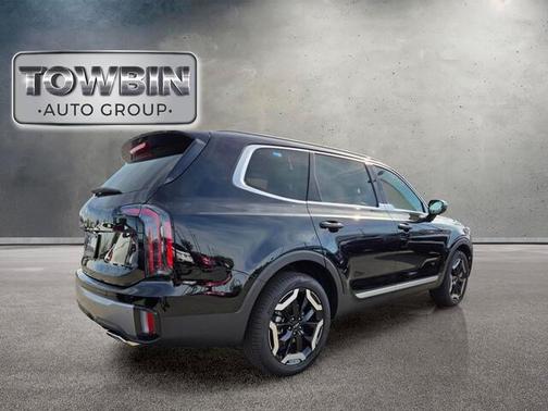 Black 2025 Kia Telluride EX
