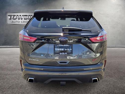 2019 Ford Edge ST