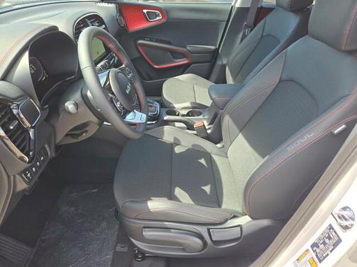 2025 Kia Soul GT-Line 2.0L