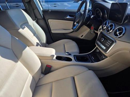 2018 Mercedes-Benz GLA 250 Base