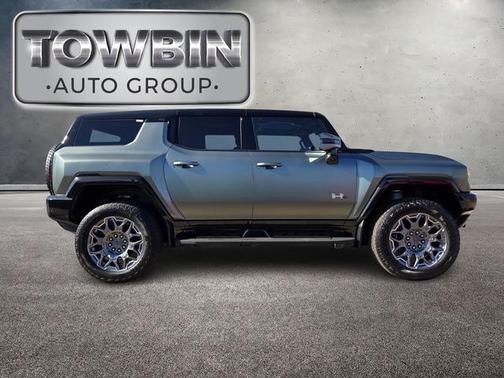 Green 2024 GMC HUMMER EV SUV 3X
