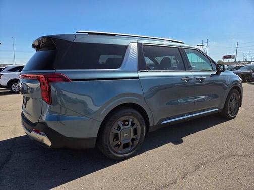 2026 Kia Carnival SX