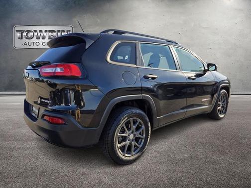 2015 Jeep Cherokee Sport