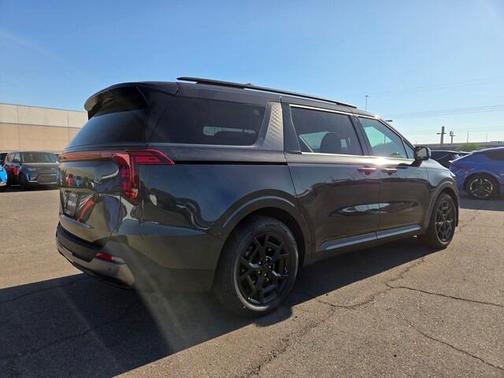 2026 Kia Carnival SX