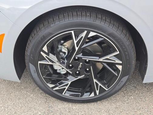 2025 Kia K5 GT-Line FWD