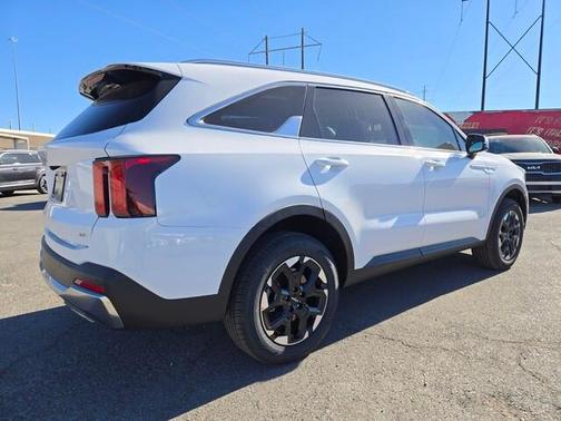 2025 Kia Sorento S
