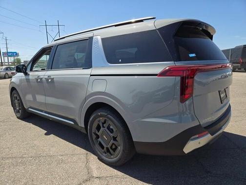 2026 Kia Carnival SX