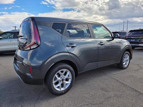 2025 Kia Soul LX