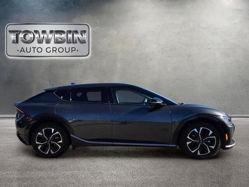 Gray 2023 Kia EV6 Wind